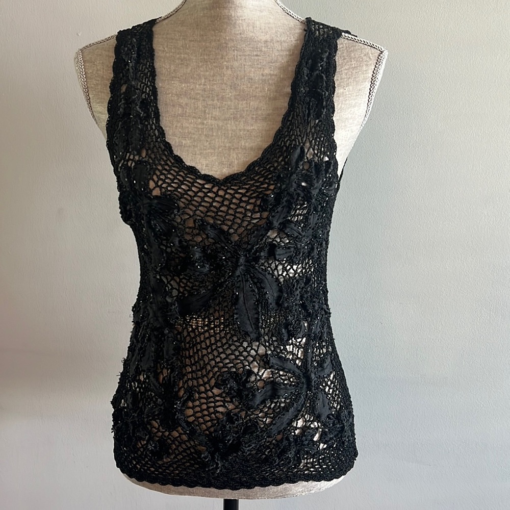 Black Floral Mesh Tank|Country|Rodeo|Measures 16 inches arm to arm|No Brand Name